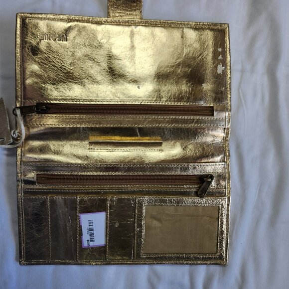 Jane Marie Gold Crushed Metallic Envelope Clutch - Picture 3 of 5